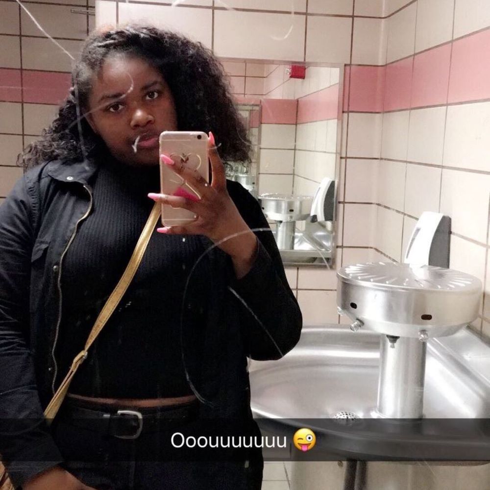 Meet your Posher, Paris